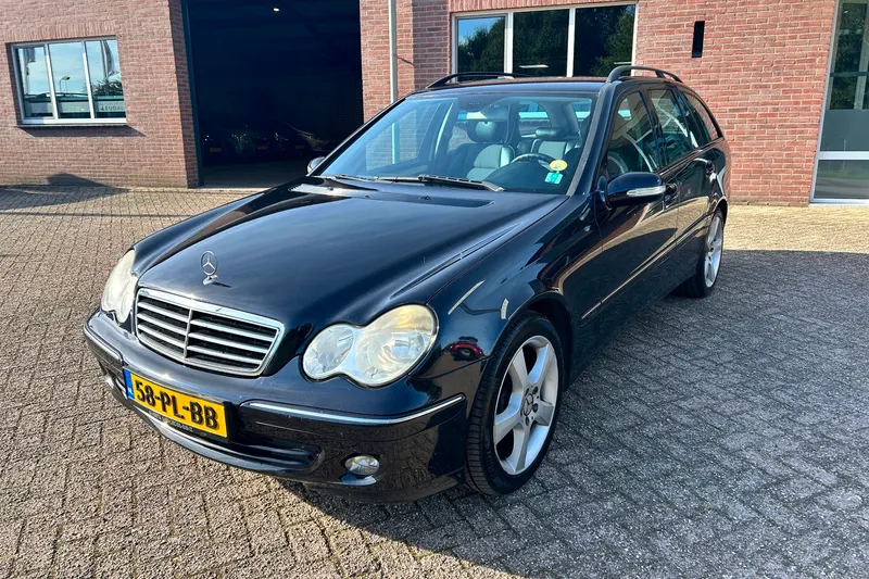 Mercedes-Benz C-Klasse (2004)