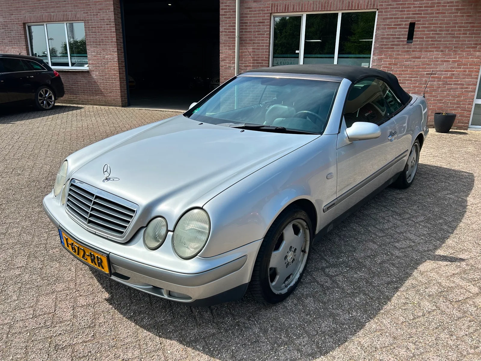 Mercedes-Benz CLK-Klasse (1999) — foto 1