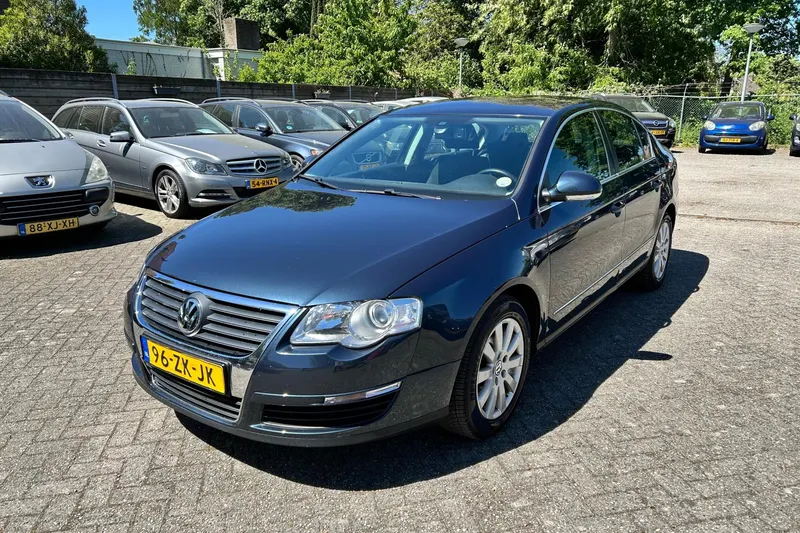 Volkswagen Passat (2008)