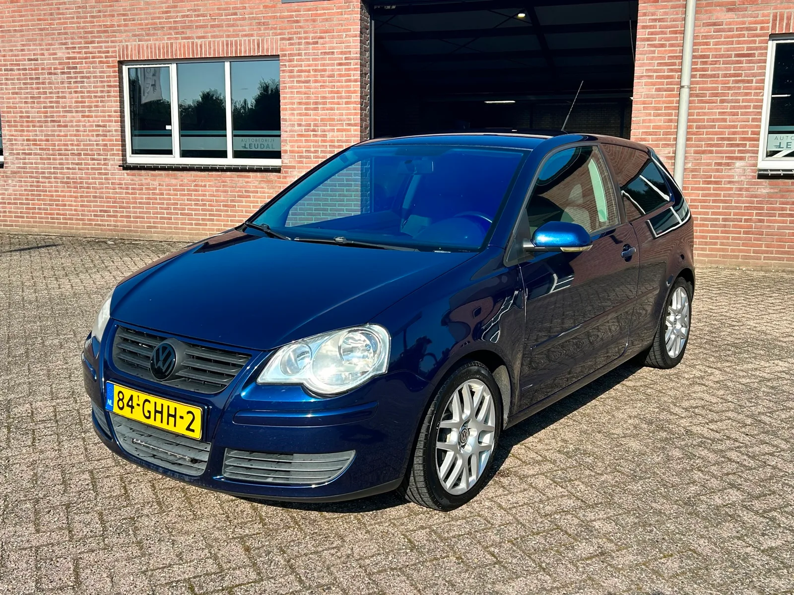 Volkswagen Polo (2008) — foto 1