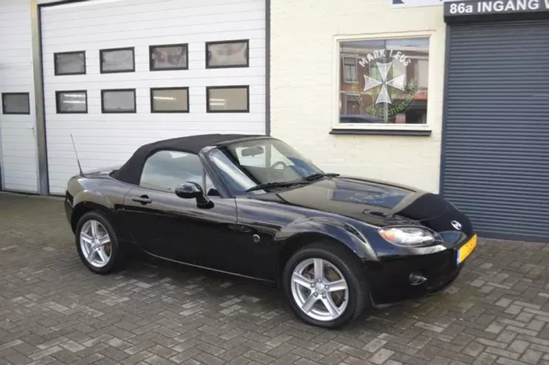 Mazda MX-5 (2006)