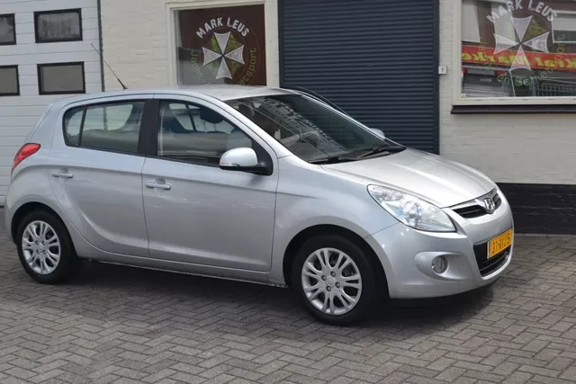 Hyundai i20 (2011) — foto 1