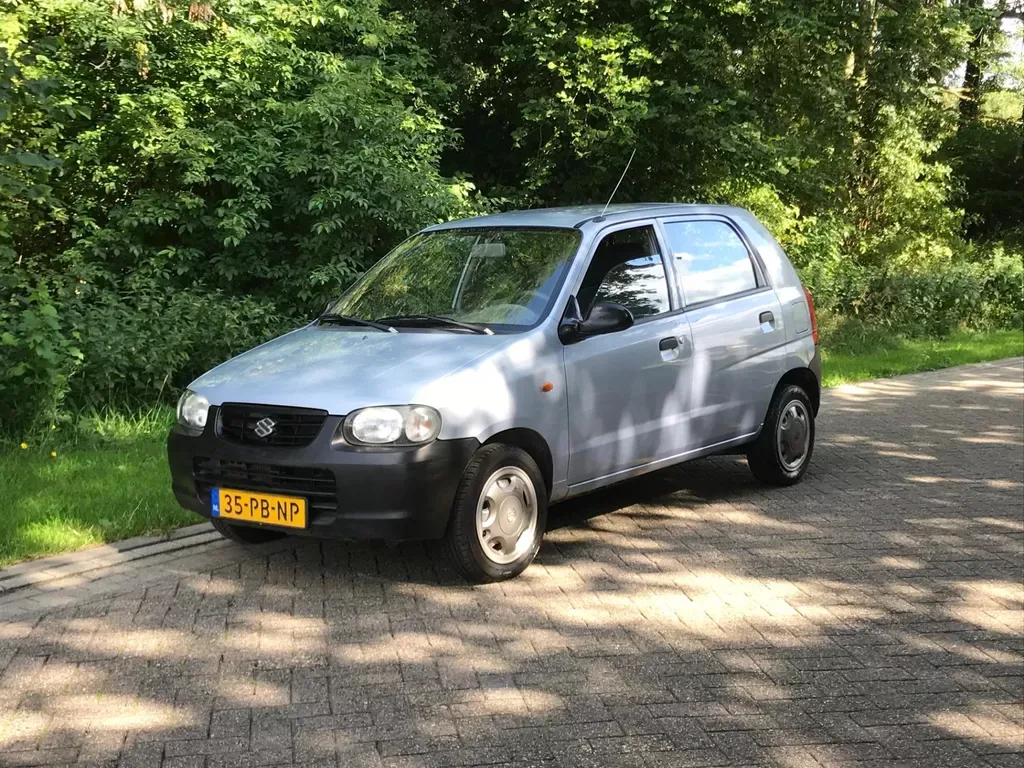 Suzuki Alto (2004) — foto 1