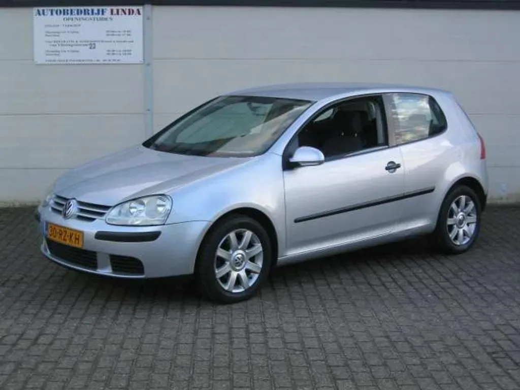 Volkswagen Golf (2005) — foto 1