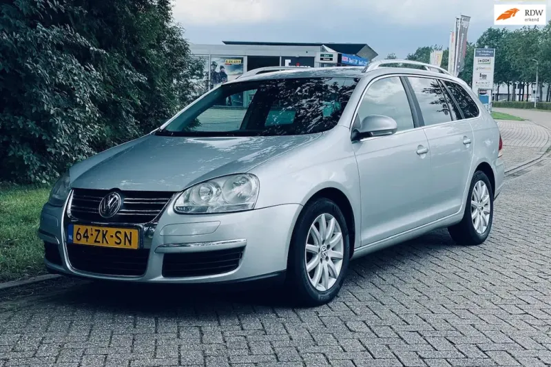 Volkswagen Golf (2008)
