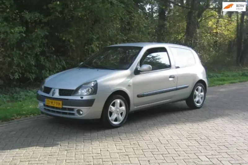 Renault Clio (2001)