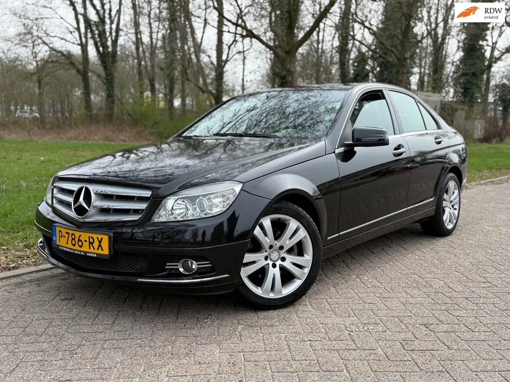 Mercedes-Benz C-Klasse (2011) — foto 1
