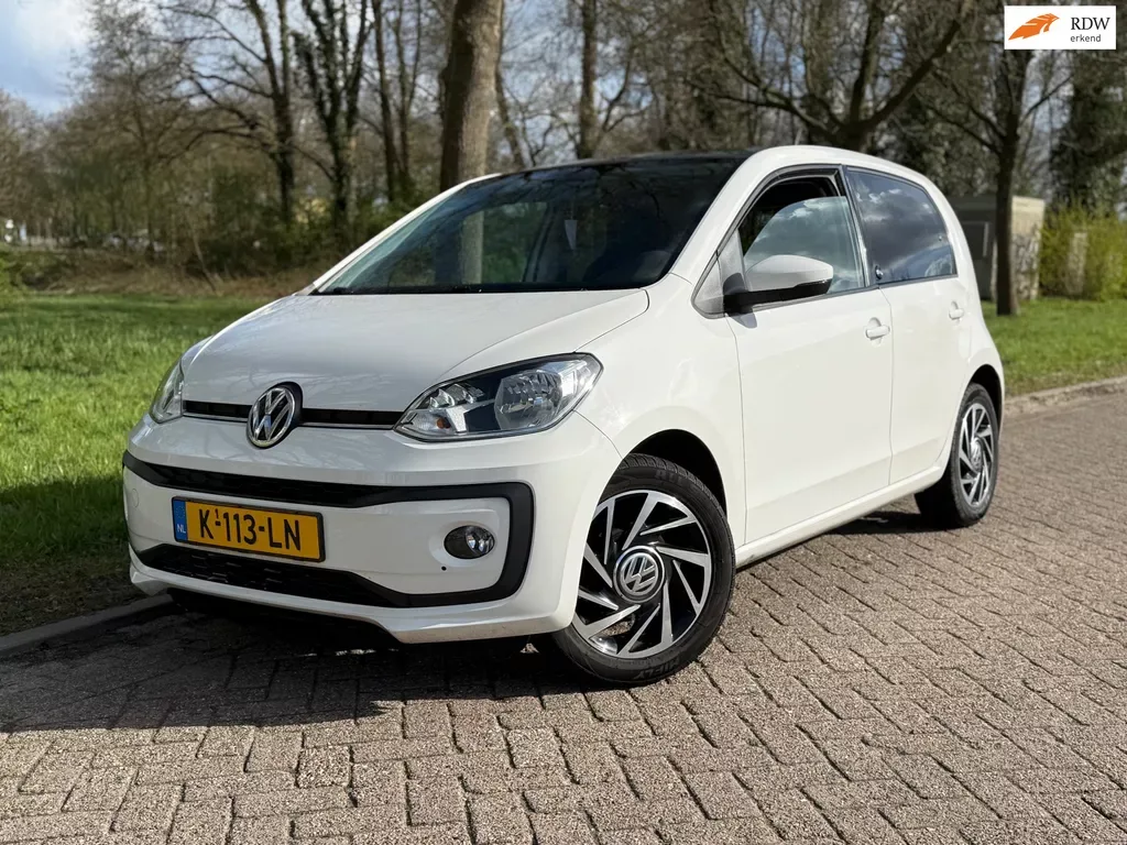 Volkswagen Up! (2017) — foto 1