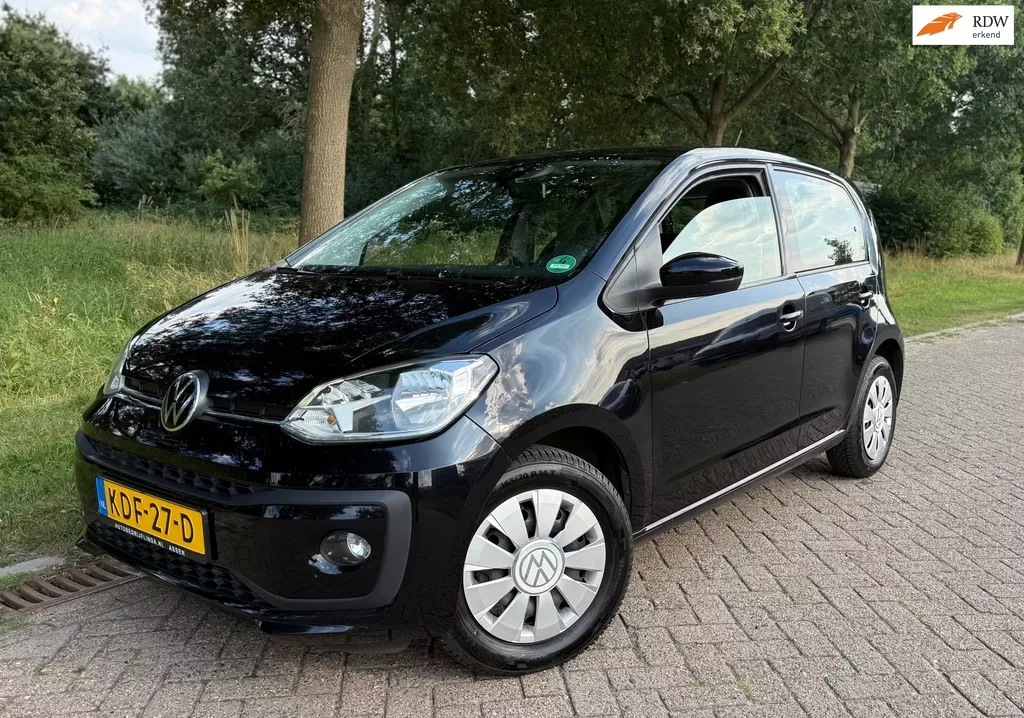 Volkswagen Up! (2021) — foto 1