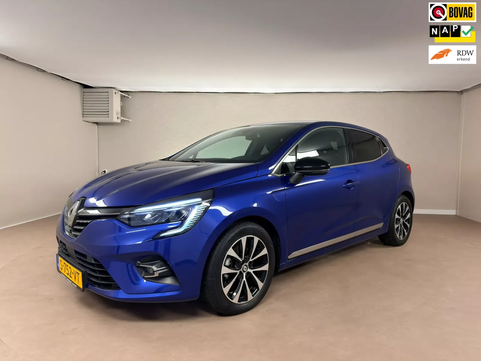 Renault Clio (2023) — foto 1