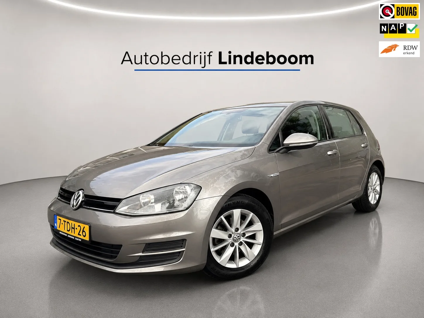 Volkswagen Golf (2014) — foto 1