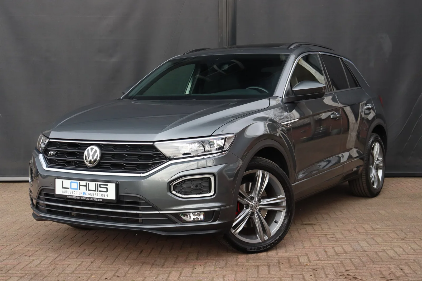Volkswagen T-Roc (2020) — foto 1