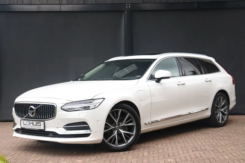 Volvo V90 (2017)