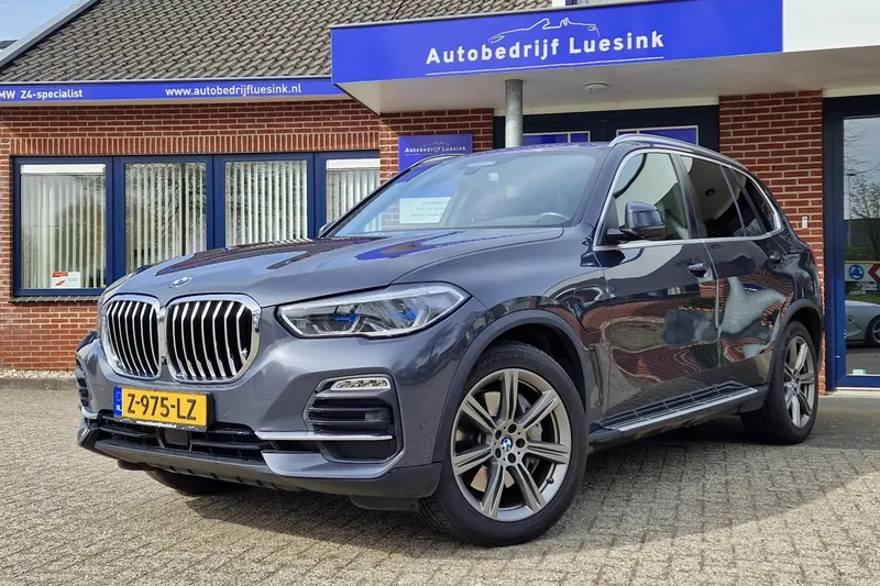 BMW X5 (2020)