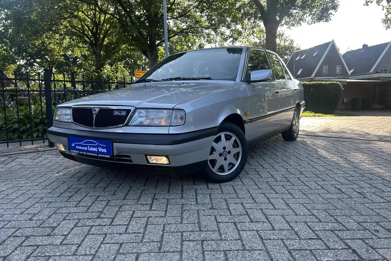 Lancia Dedra (1992)