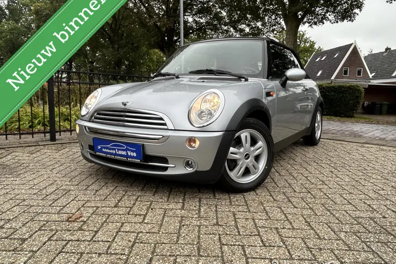 MINI Cabrio (2006)