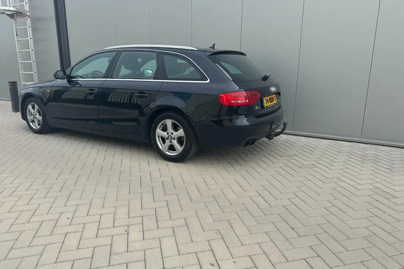 Audi A4 (2011)