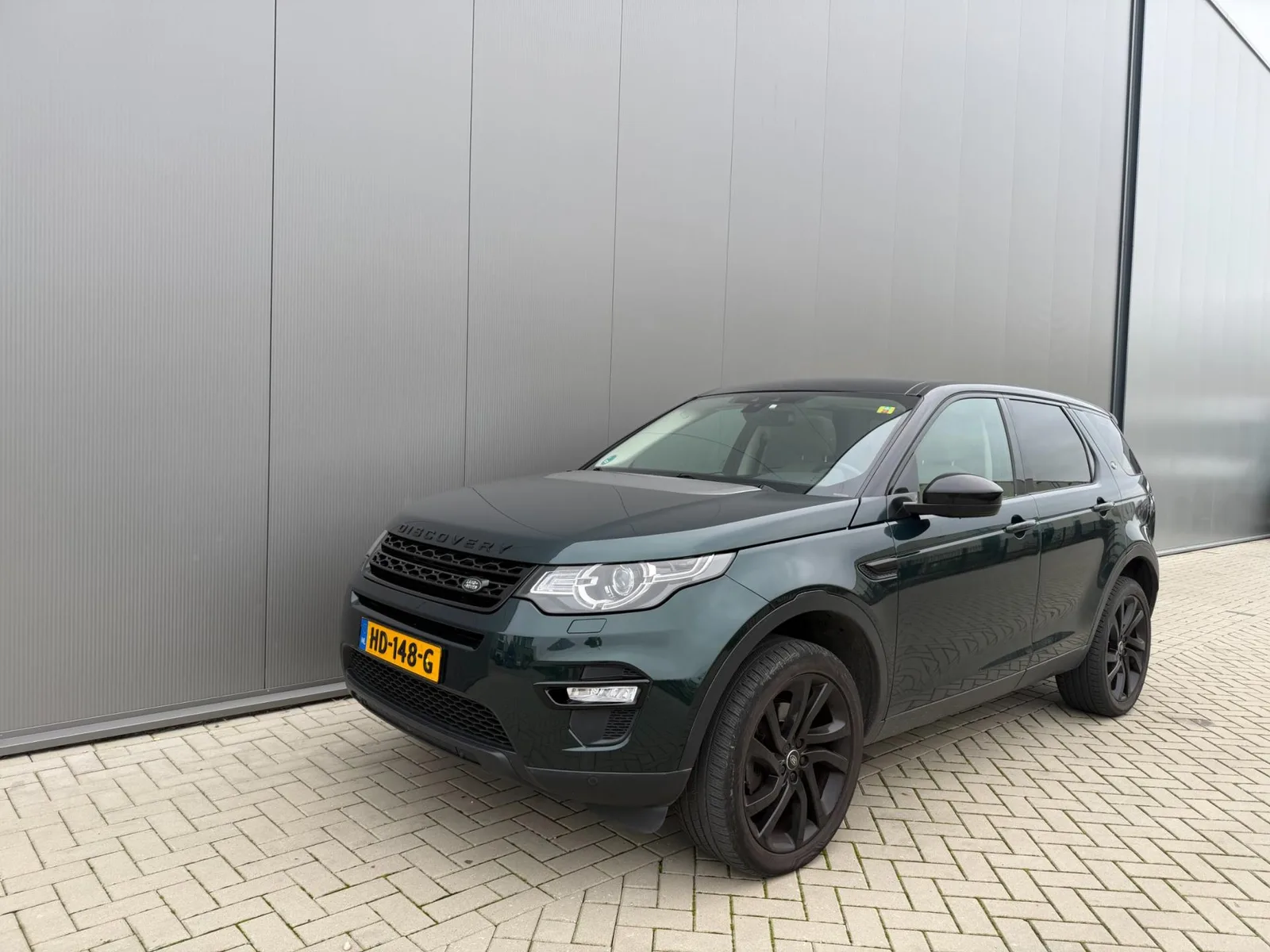 Land Rover Discovery Sport (2015) — foto 1