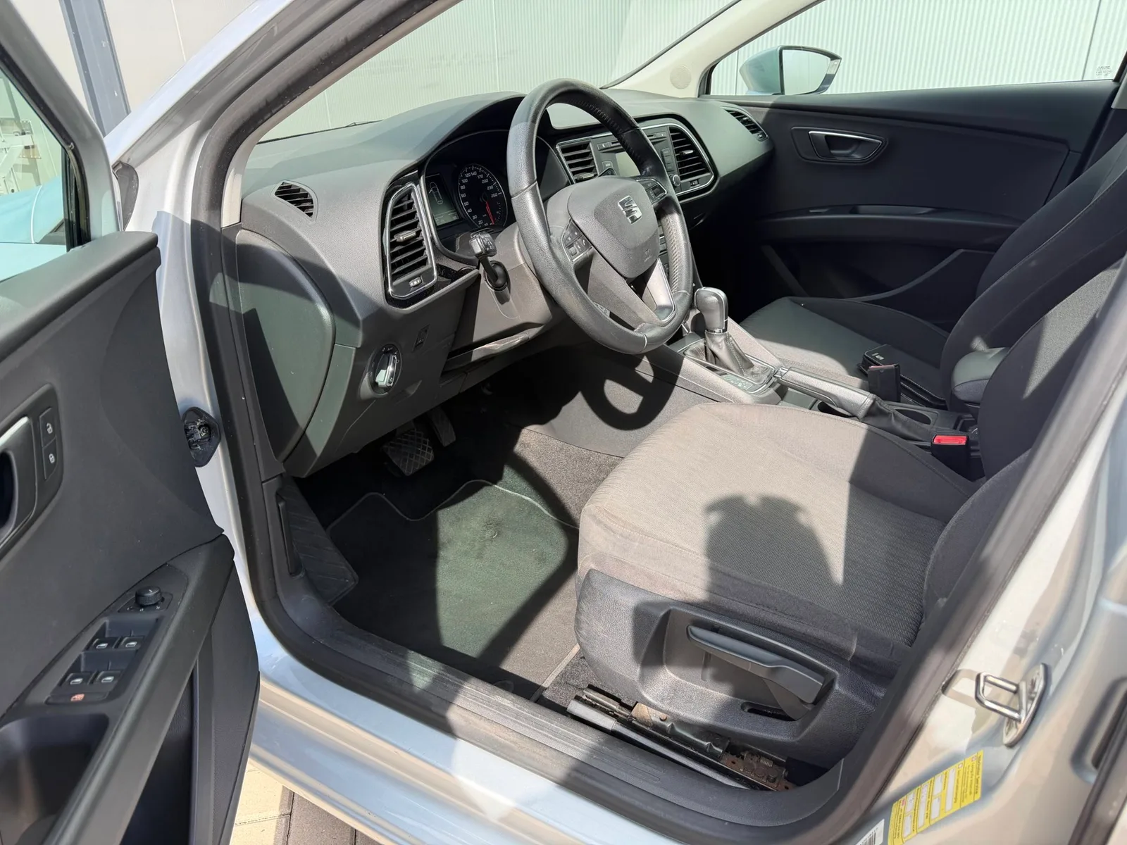 SEAT Leon (2013) — foto 1