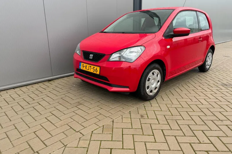 SEAT Mii (2012)
