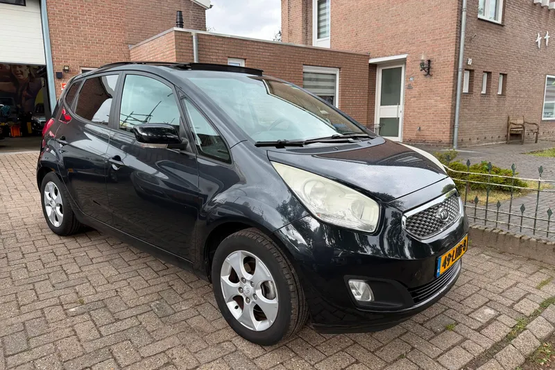 Kia Venga (2010)