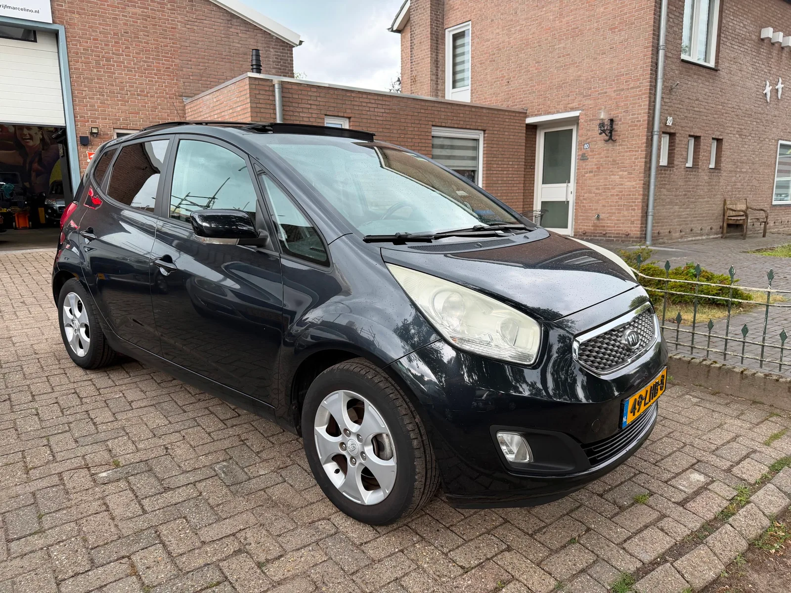 Kia Venga (2010) — foto 1
