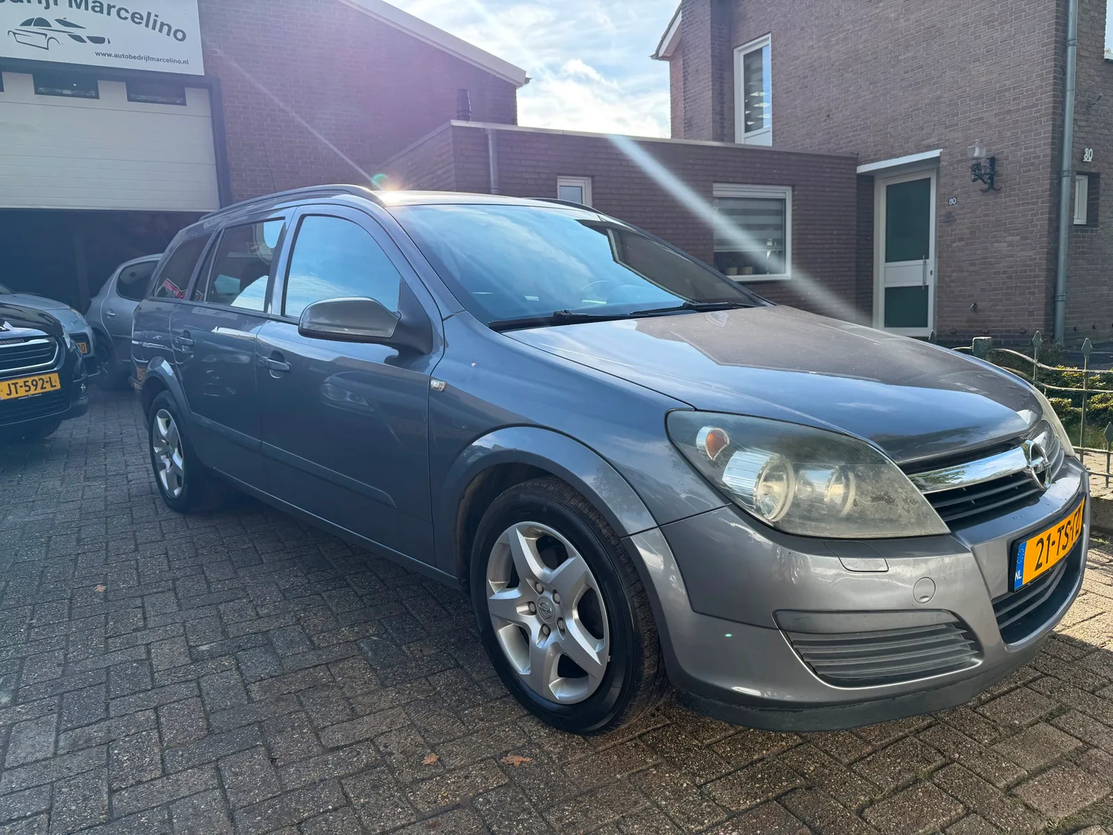 Opel Astra (2007) — foto 1