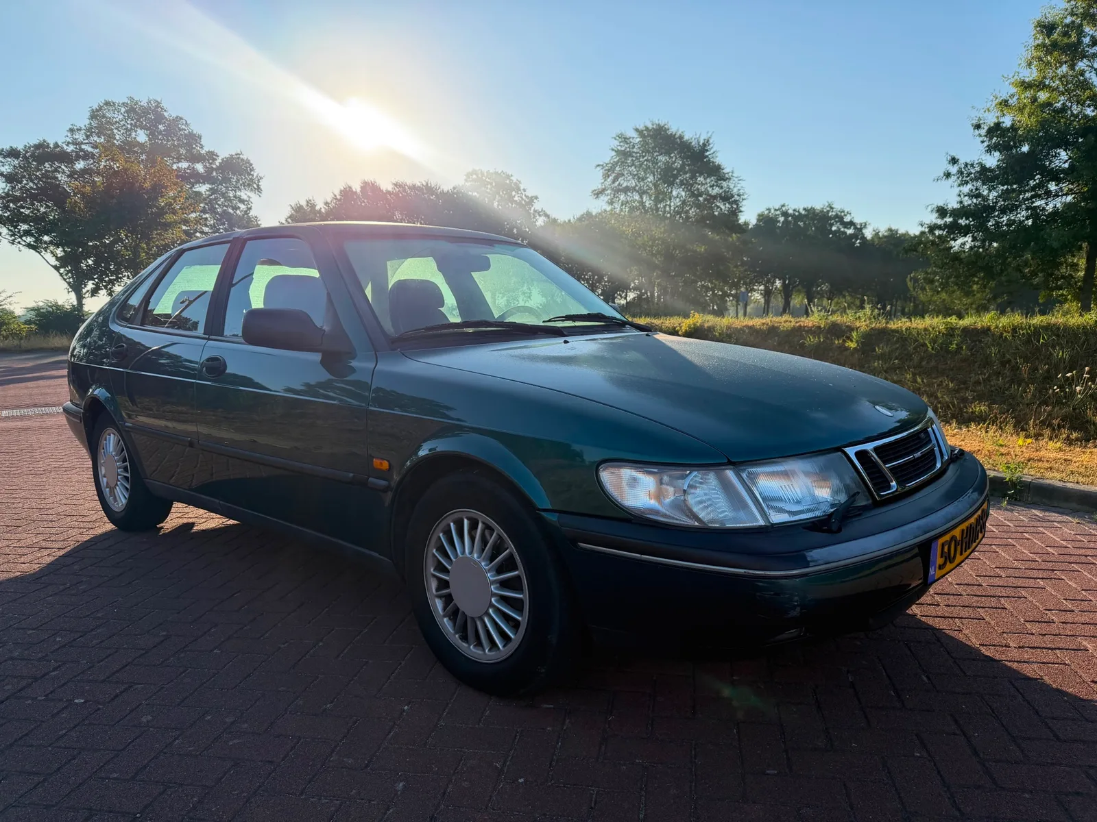 Saab 900 (1993) — foto 1