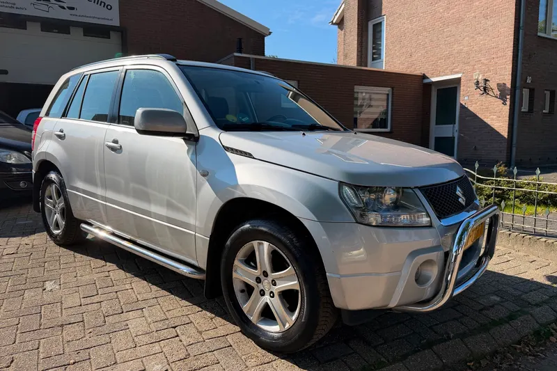 Suzuki Grand Vitara (2006)