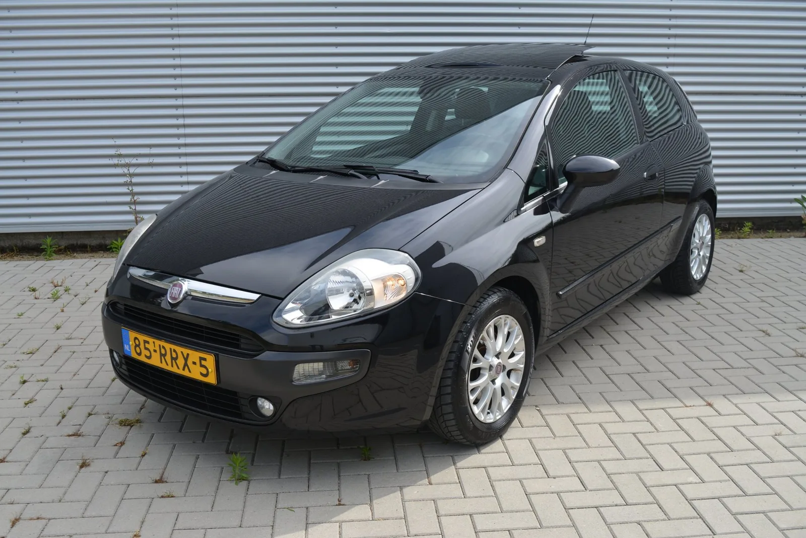Fiat Punto (2011) — foto 1