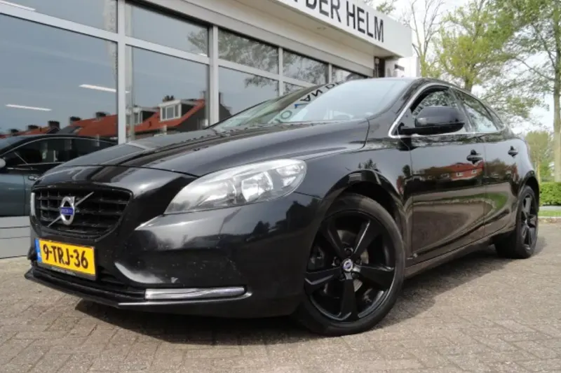 Volvo V40 (2014)