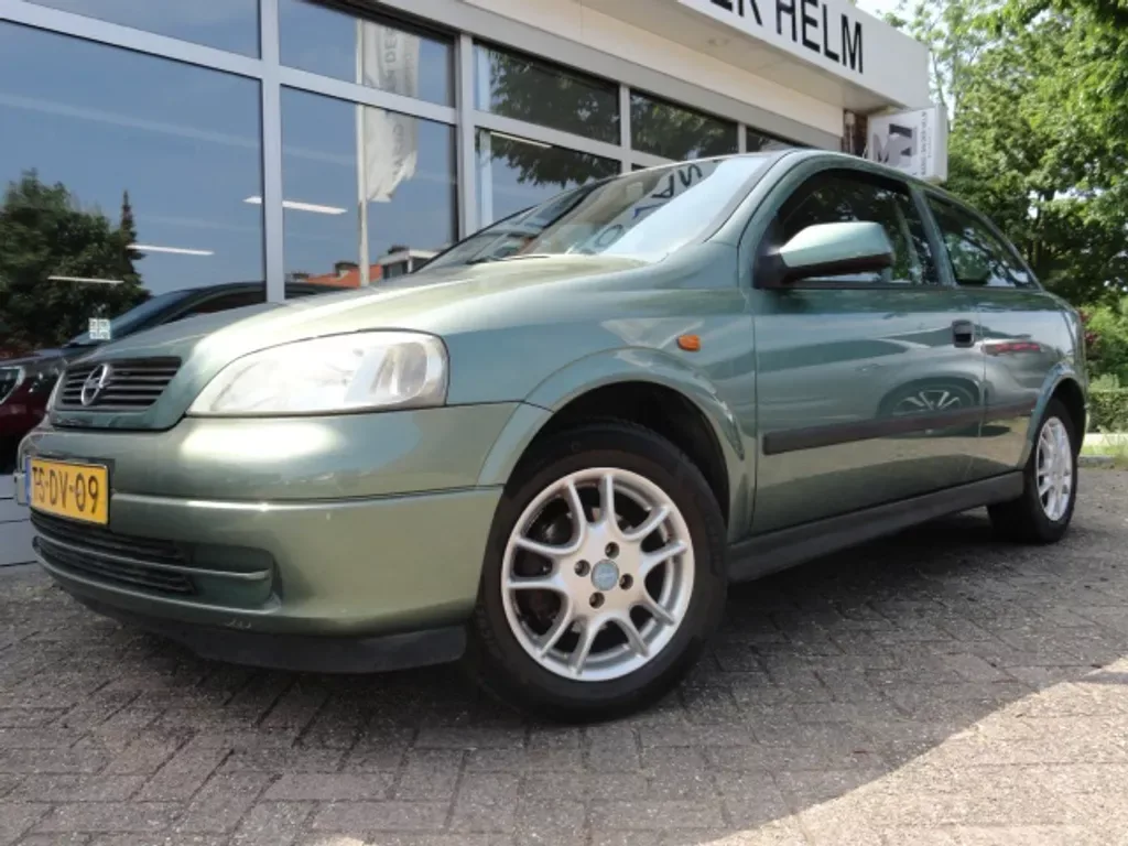 Opel Astra (1998) — foto 1