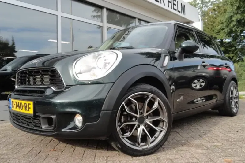 MINI Countryman (2011)
