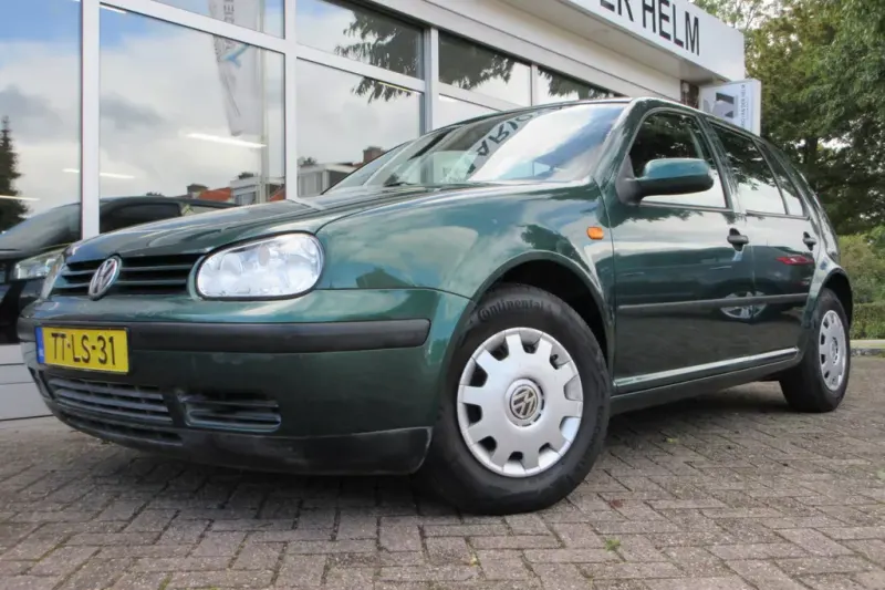 Volkswagen Golf (1998)