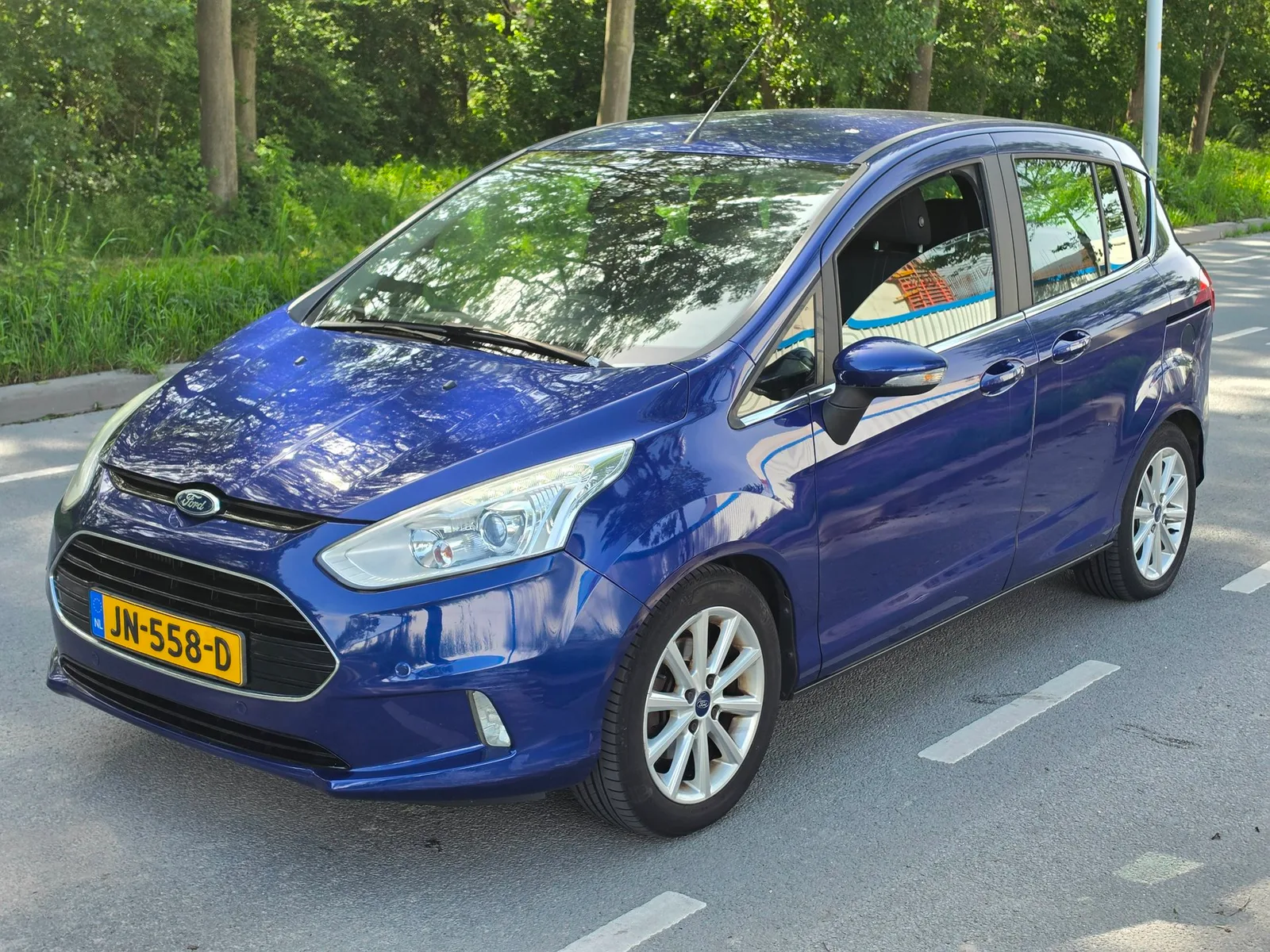 Ford B-Max (2016) — foto 1