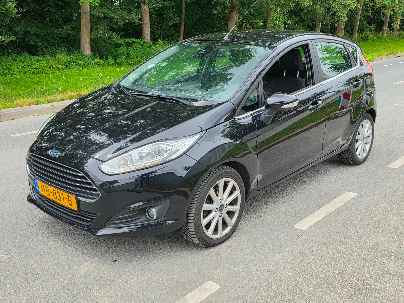 Ford Fiesta (2015) — foto 1