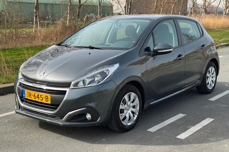 Peugeot 208 (2016)