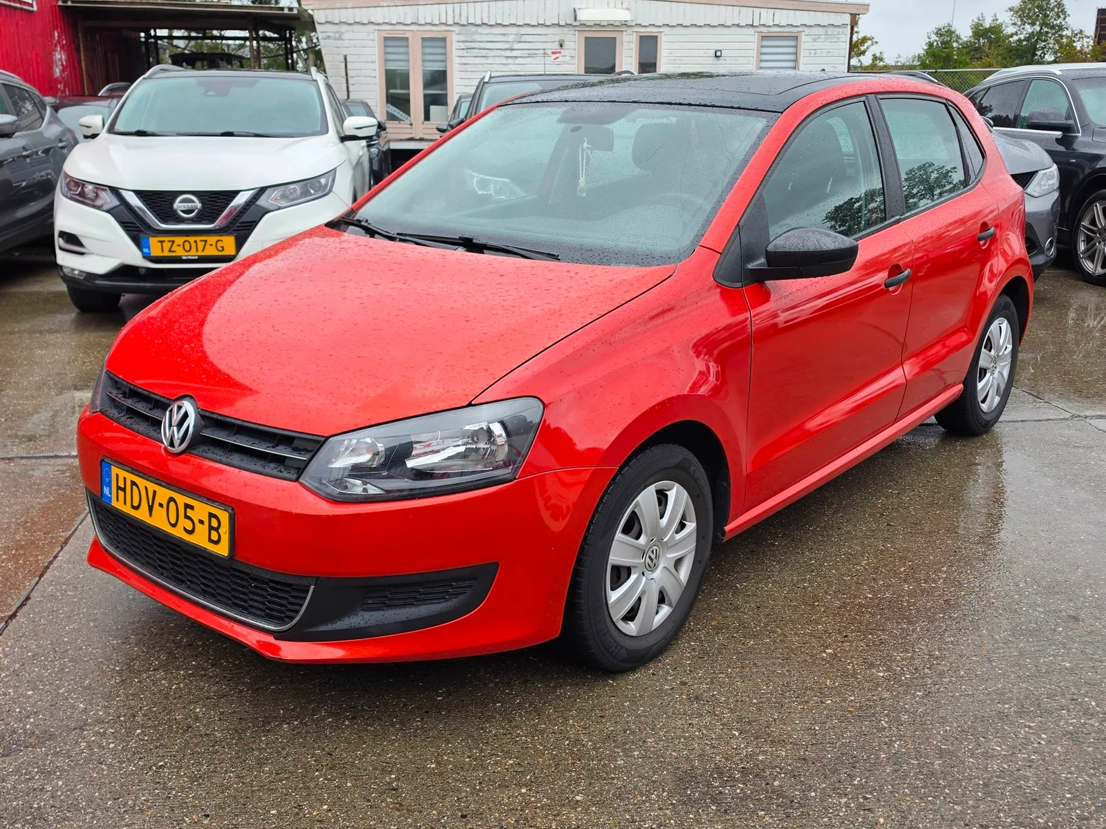 Volkswagen Polo (2011) — foto 1