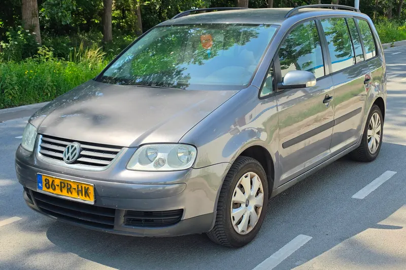 Volkswagen Touran (2004)