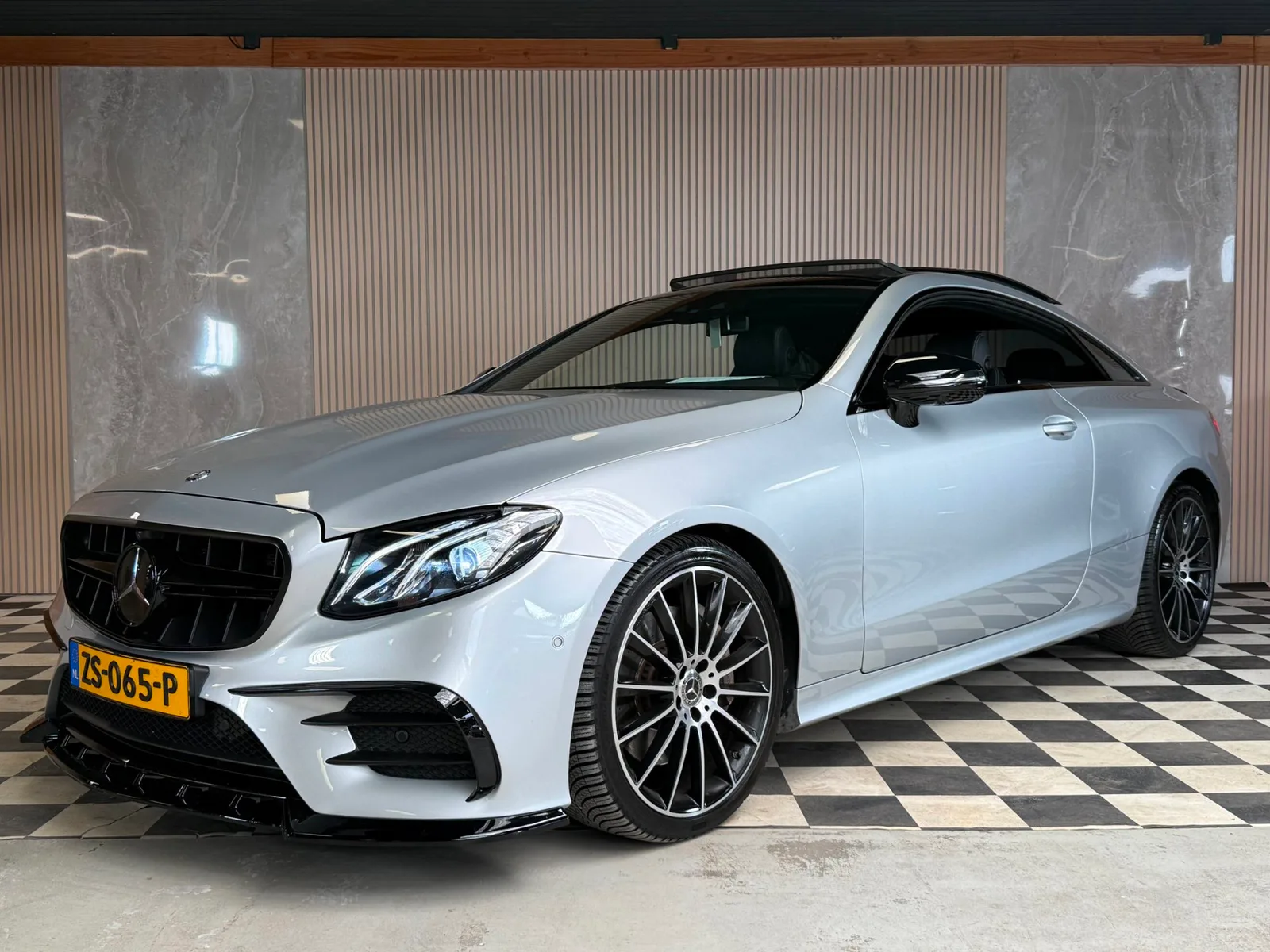 Mercedes-Benz E-Klasse (2017) — foto 1