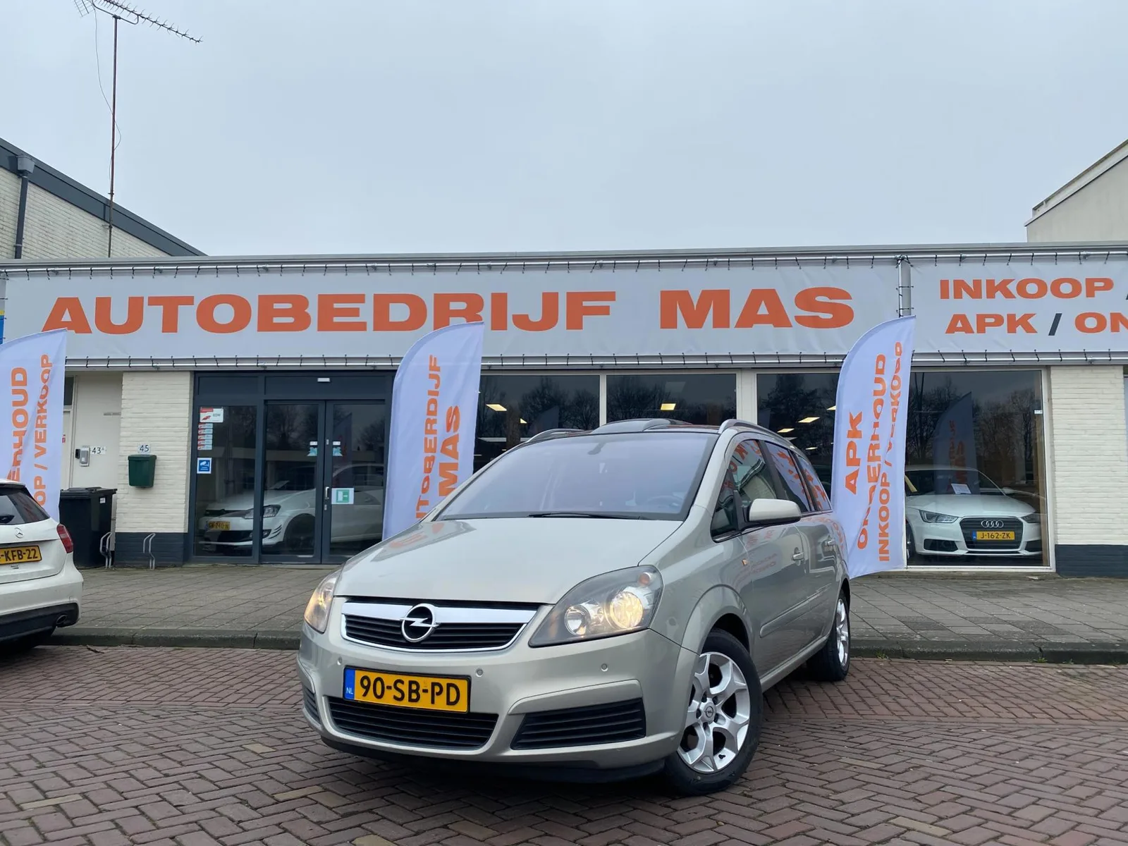 Opel Zafira (2005) — foto 1