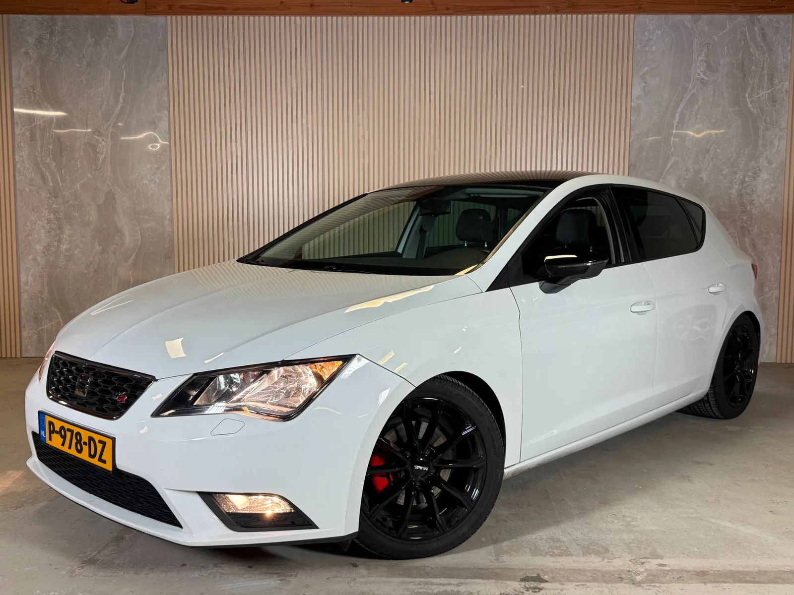 SEAT Leon (2013) — foto 1