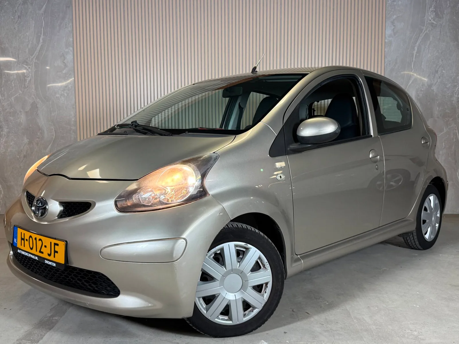 Toyota Aygo (2007) — foto 1
