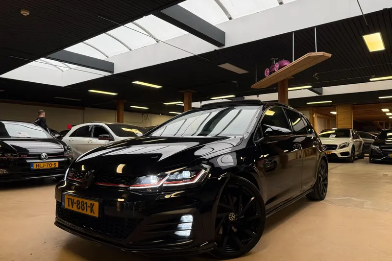 Volkswagen Golf (2017)