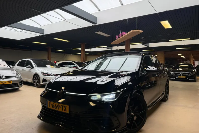 Volkswagen Golf (2021)
