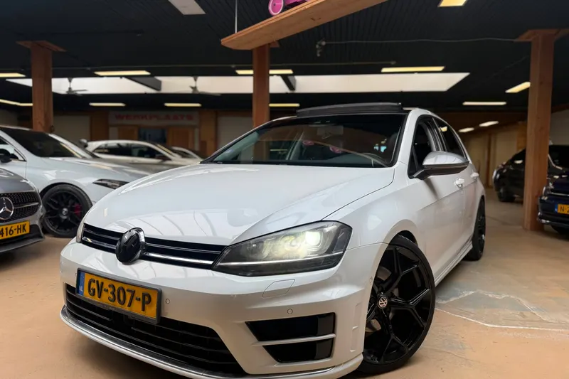Volkswagen Golf (2012)