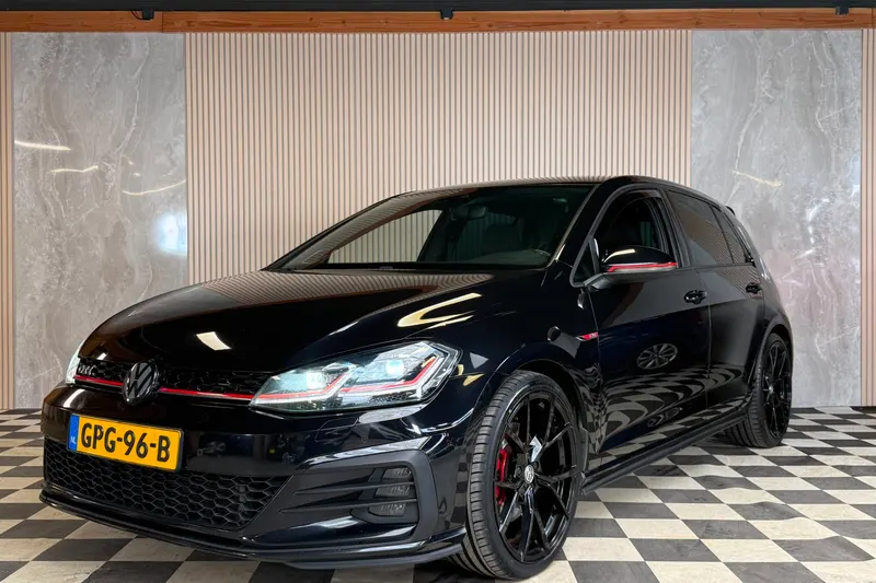 Volkswagen Golf (2017)