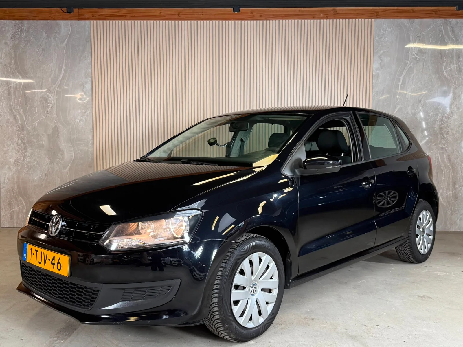 Volkswagen Polo (2014) — foto 1