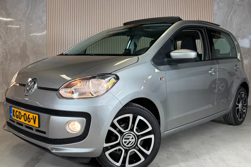 Volkswagen Up! (2013)