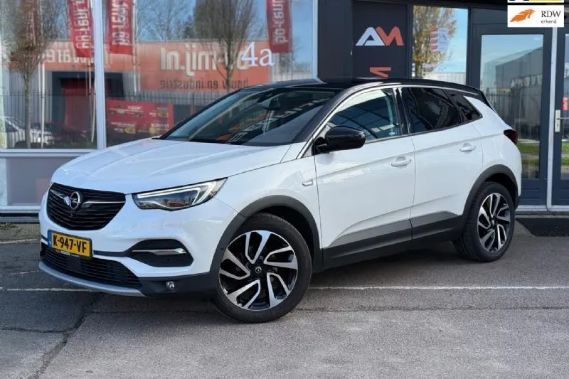 Opel Grandland (2017)